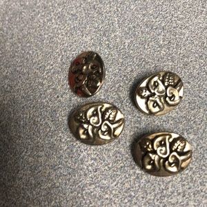 4 Ant. Silver Calla Lilly Buttons